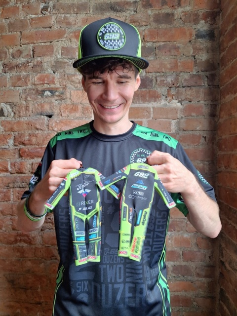 ABSOLUTNY HIT!!! Kewlar Duzers Replika-zawieszka do samochodu ABSOLUTNY HIT!!! Kewlar Duzers Replika-zawieszka do samochodu